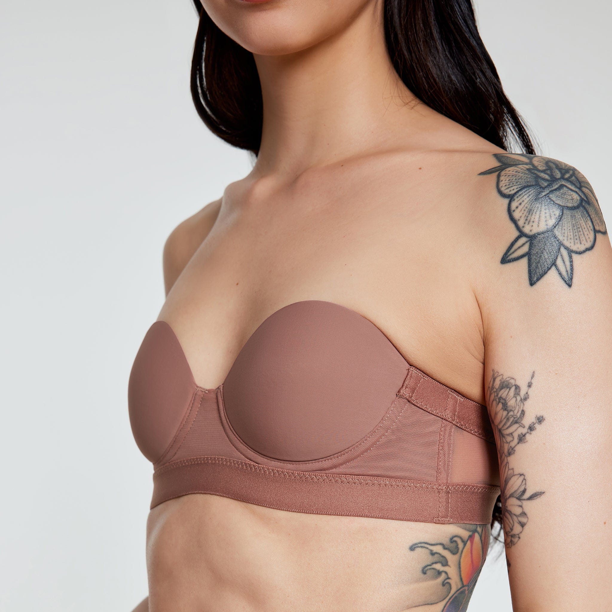Pepper MVP Multiway Strapless Bra for Women | Underwire, Multi-Way  Convertible Straps | Strapless Bra for Small Chested Women : :  Clothing