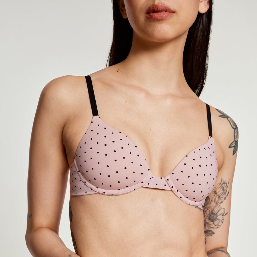 👀 the cleavage line! The @Pepper pushup bra is made for small